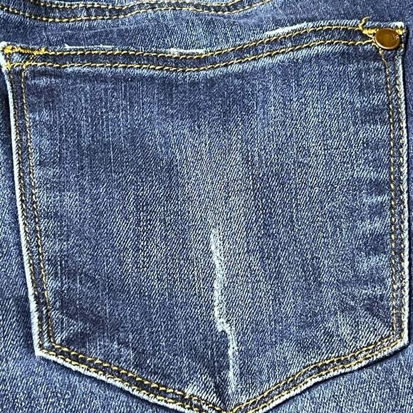 Judy Blue Women 15/32 Blue Relaxed Fit Stretch Whiskered Denim Jeans Medium Wash - Picture 6 of 7